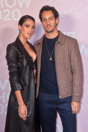 Iris Mittenaere en total look cuir, était accompagnée par son boyfriend Diego El Glaoui au défilé Etam Live Show 2020. 