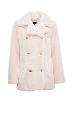 Manteau rose poudré en fausse fourure, 400€, La Seine & Moi 