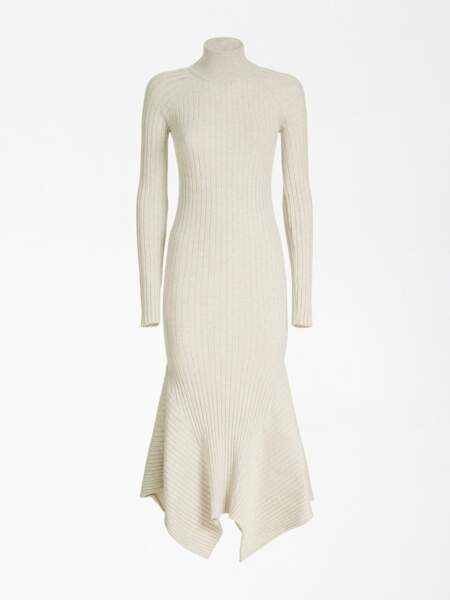 Robe pull longue, 129€, Guess
