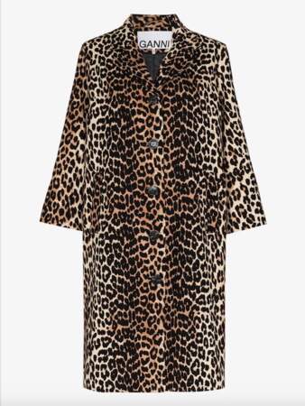 Manteau fausse fourrure léopard print, 285€, Ganni sur browns