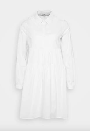 Robe blouse popeline, 43,99€, Noisy May sur Zalando 