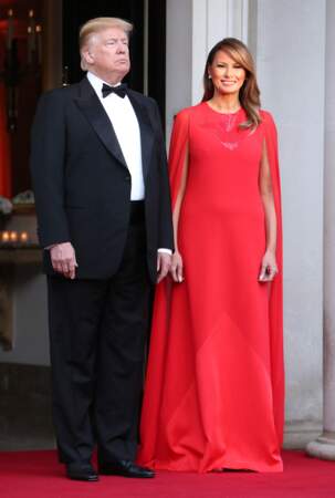 Melania Trump et son mari, lors d'un dîner en l'honneur du président des Etats-Unis à Winfield House, Londres, le 4 juin 2019. 