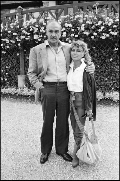 L'acteur Sean Connery et sa femme Micheline Roquebrune en 1981 à Deauville