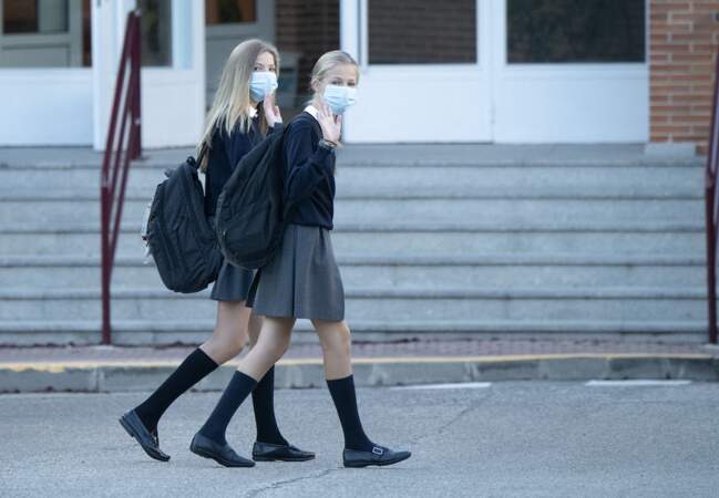 La princesse Leonor et l'infante Sofia d'Espagne de retour à l'école après avoir été isolées suite à un cas positif de coronavirus dans leur classe