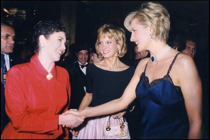 La princesse Diana et Isabelle Adjani au 50e anniversaire de la Maison Christian Dior à New York, le 11 décembre 1996