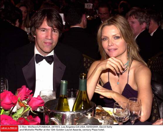 Michelle Pfeiffer et son époux, David E. Kelley, en mars 2001. 