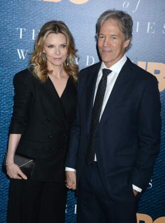Michelle Pfeiffer et son mari, David E.Kelle, à la première de "The Wizard of Lies" à New York le 11 mai 2017.