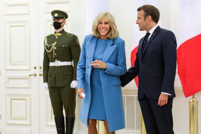 Brigitte et Emmanuel Macron ne se quittent désormais plus. Ils s'affichent même toujours très complices lors de leurs apparitions publiques