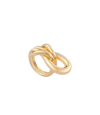 Bague "Chance Infinie" en or jaune, 6 900 €, Fred x Annelise Michelson.