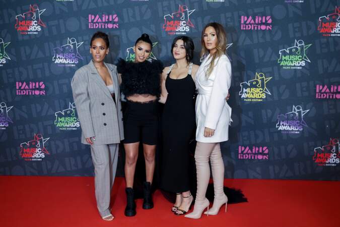 Amel Bent, Imen ES, Camelia Jordana et Vitaa, avec encore une tenue différente, réunies sur le tapis rouge des NRJ Music Awards 2020.