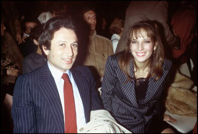 Si Michel Drucker n'a pas eu d'enfant, l'animateur entretient avec sa belle-fille, Stéphanie Jarre, une relation quasi-filiale (ici en 1982)