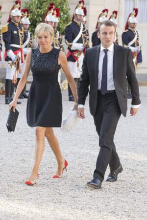 Pour sa première visite à l'Elysée avec Emmanuel Macron, Brigitte avait osé une mini robe