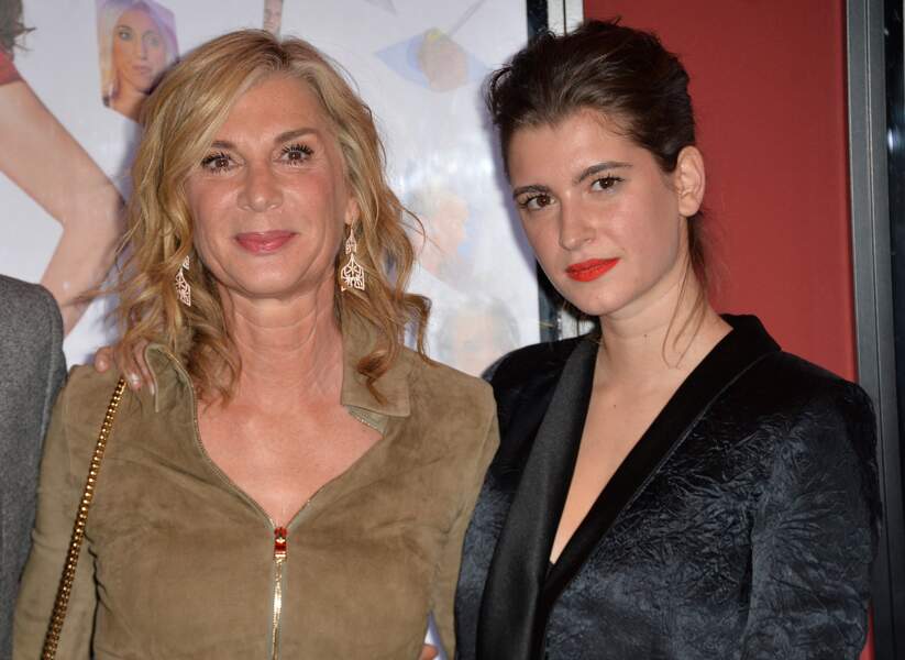 Michèle Laroque et sa fille Oriane Deschamps au cinéma Publicis à Paris, France, le 15 janvier 2018