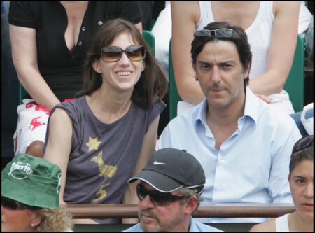 Charlotte Gainsbourg et Yvan Attal, à Roland Garros, en 2007.