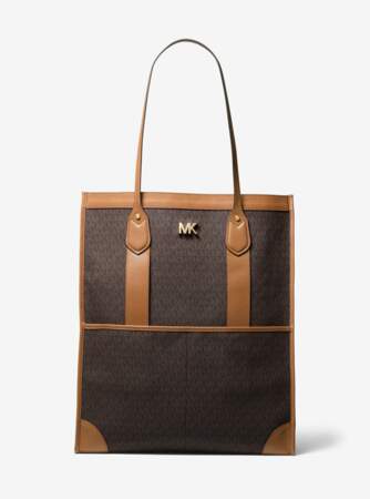 Maxi sac Bay aux lignes épurées et au logo emblématique de la marque, 325€, Michael Kors