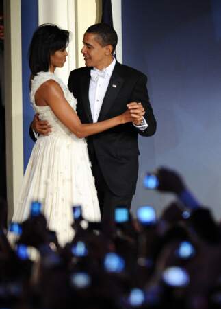 Michelle et Barack Obama, lors du bal d'investiture du premier mandat de Barack Obama, le 20 janvier 2009. 
