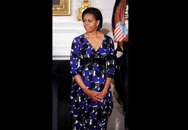 Lors d’un événement consacré à des vétérans, Michelle Obama rivalise de superbe