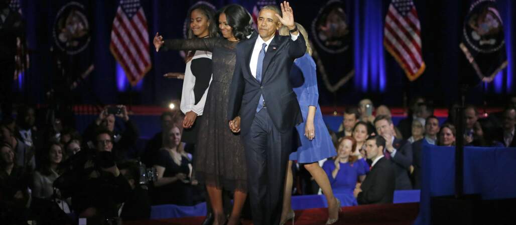 Michelle Obama en robe bleu marine Jason Wu pour son dernier look de First Lady 