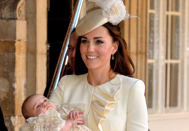 Kate Middleton lumineuse avec son bébé