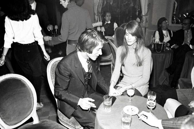 Jacques Dutronc et Francoise Hardy lors d'une soirée chez Maxim's en 1968