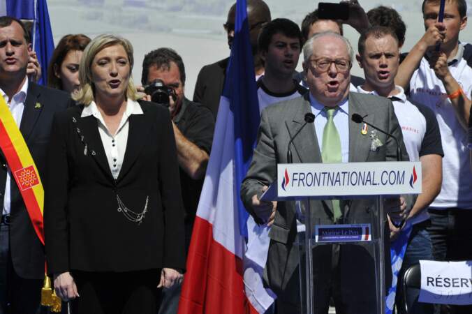 Jean-Marie et Marine Le Pen lors du rassemblement du FN
