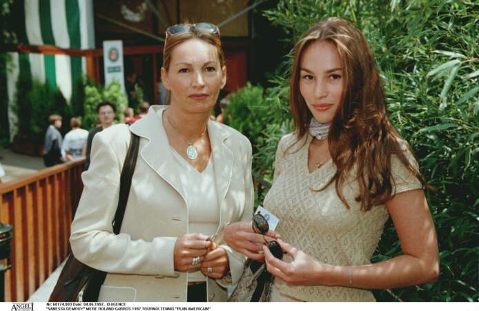 Vanessa Demouy et sa mère Catherine Demouy à Roland-Garros en 1997