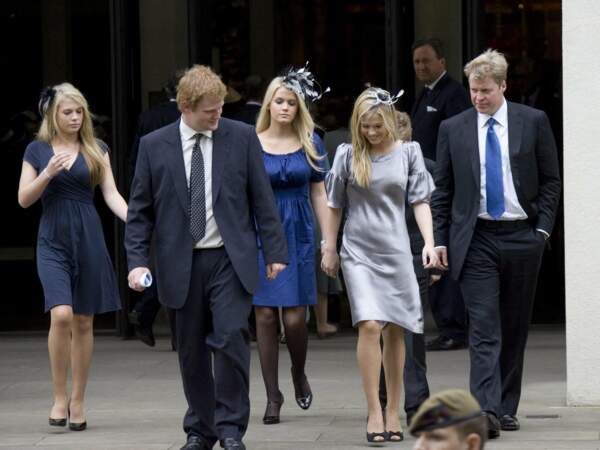 Lady Eliza Spencer, sa sœur jumelle Lady Amelia, George McCorquodale, Lady Kitty Spencer et Lord Charles Spencer à Londres le 31 août 2007