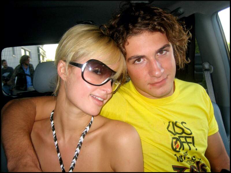Paris Hilton et Stavros Niarchos, en voiture, en novembre 2005. 