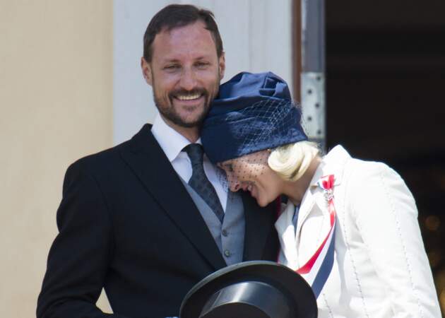 Haakon et Mette Marit de Norvège célèbrent la fête nationale le 17 mai 2012