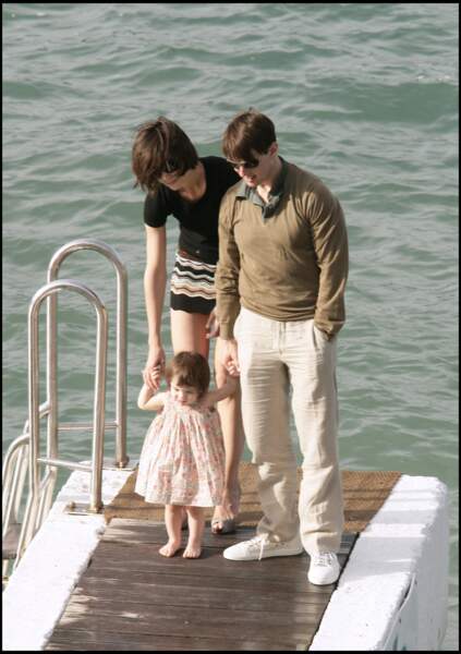 Tom Cruise et Katie Holmes et leur fille Suri Cruise en juin 2007