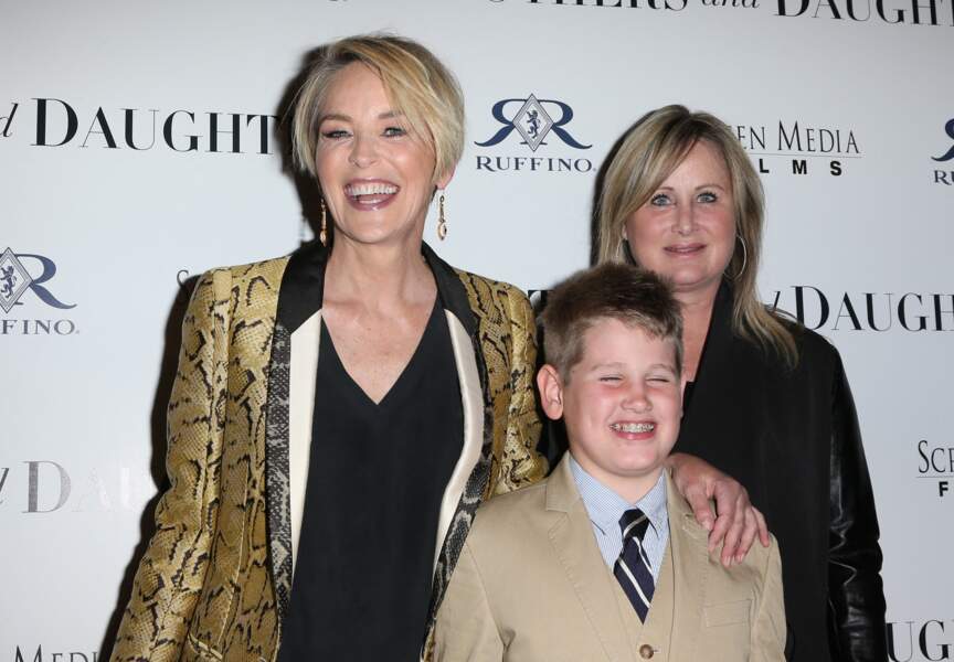 Sharon Stone en compagnie de sa soeur Kelly et son fils Laird