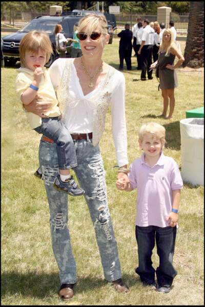 Sharon Stone prend la pose pour un portrait de famille 