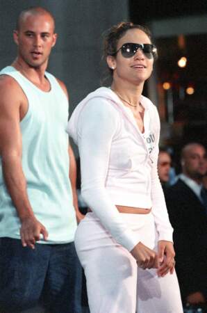 Jennifer Lopez et son compagnon Cris Judd, en 2001 à New York