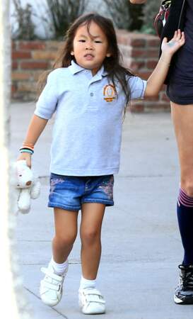 Johnny et Laeticia Hallyday font du shopping avec leurs filles Jade et Joy à Los Angeles, le 27 Septembre 2012.