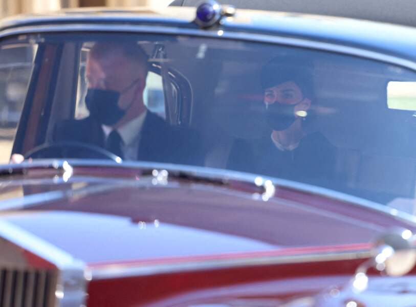 Kate Middleton arrive au château de Windsor