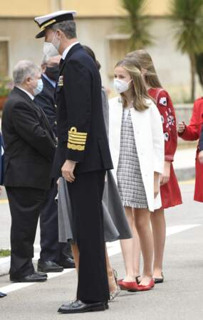 Le roi Felipe VI d'Espagne et ses filles, Leonor et Sofia, lors du lancement du sous-marin Isaac Peral en Espagne ce 22 avril 