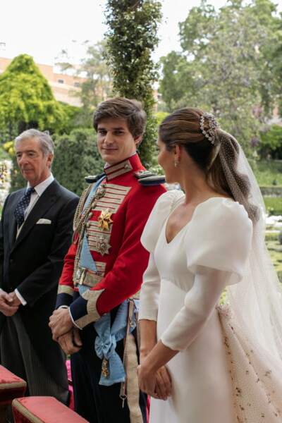 Carlos Fitz-James Stuart et Belen Corsini dans l'attente d'être déclarés mariés au Palais de Liria à Madrid, le 24 mai 2021. 