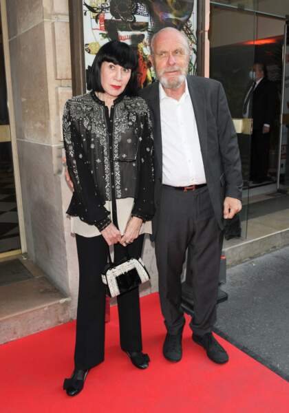 Chantal Thomass a posé au côté de son mari Michel Fabian lors de la soirée de gala "Enfance Majuscule" à la salle Gaveau, à Paris, le 15 juin 2021.