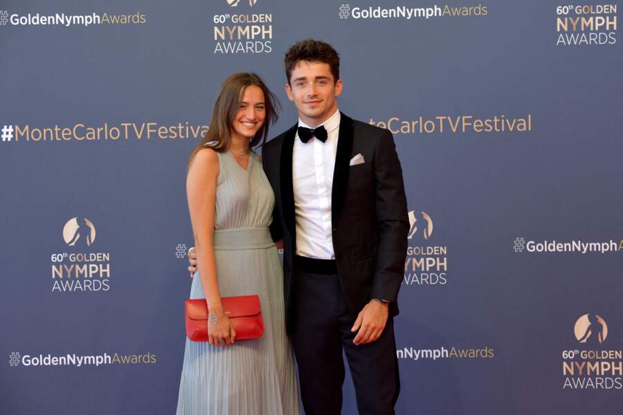 Charles Leclerc et Charlotte Siné ont eux aussi été aperçus lors du photocall du 60ème festival de télévision de Monte Carlo, ce mardi 22 juin 2021, à Monaco