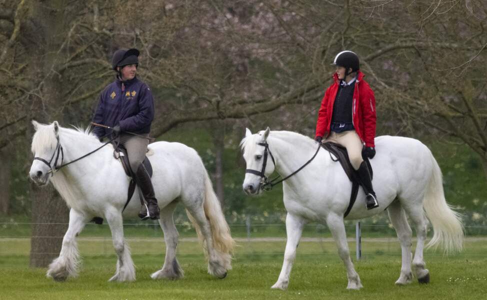Lady Louise passionnée par les chevaux, comme la reine d'Angleterre et le prince Philip.