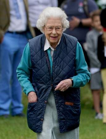 La reine y a été aperçue à plusieurs reprises, et notamment ce samedi 3 juillet, dans la matinée. 
