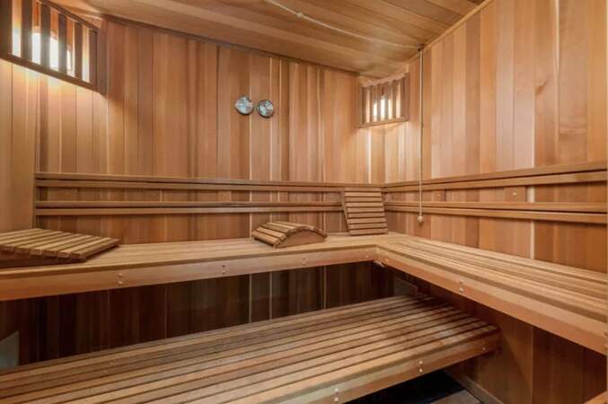 Le sauna de la villa de Laeticia et Johnny Hallyday à Pacific Palisades vendue en février 2021 pour 13 millions d'euros à Los Angeles.