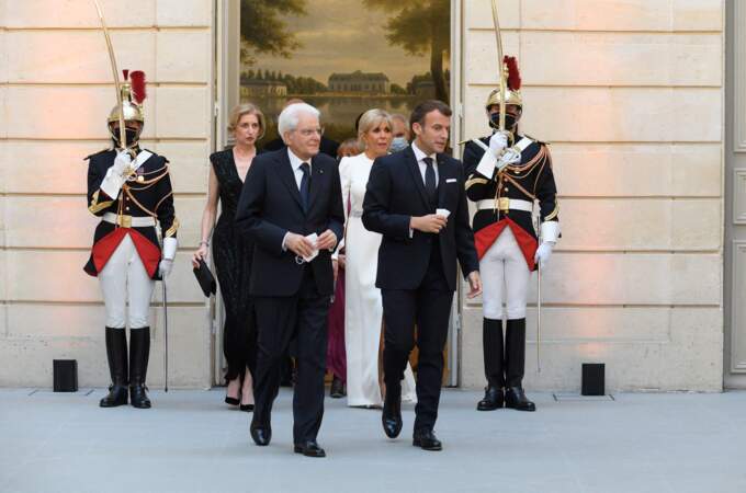Arrivées de Sergio Mattarella, le président italien, et d'Emmanuel Macron, ce 5 juillet 2021 à l'Elysée. Ils étaient accompagnés de Laura Mattarella, la fille du chef d'Etat italien, et de la Première dame Brigitte Macron. 