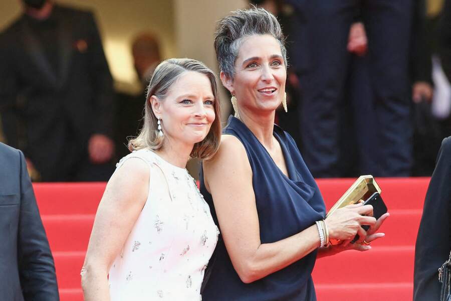 Alexandra Hedison et sa femme Jodie Foster resplendissantes au Festival de Cannes, ce 6 juillet 2021.