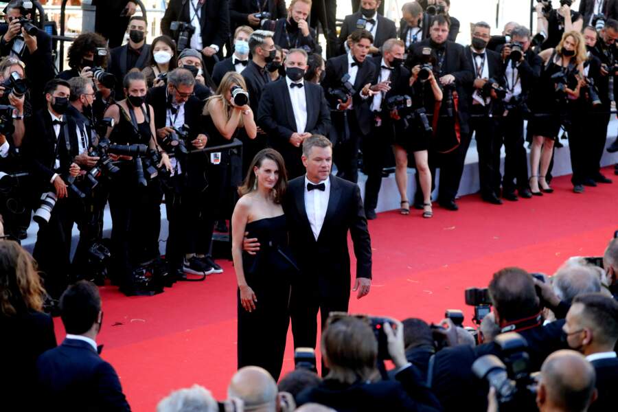 Camille Cottin et Matt Damon très en beauté pour la montée des marches du film "Stillwater" lors du 74ème Festival International du Film de Cannes, le 8 juillet 2021