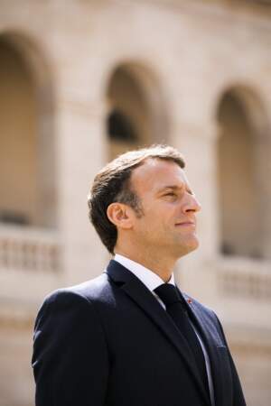 Emmanuel Macron à la cérémonie de passe d'armes ce jeudi 8 juillet aux Invalides à Paris 