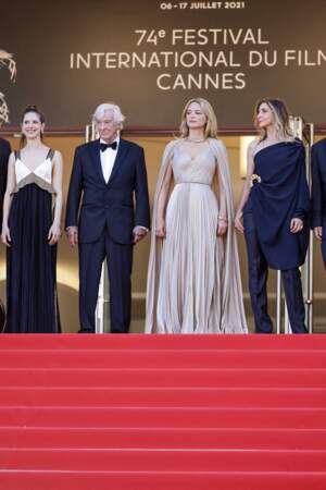 Virginie Efira a irradié la Croisette pour la montée des marches du film "Benedetta" lors du 74ème Festival International du Film de Cannes, le 9 juillet 2021
