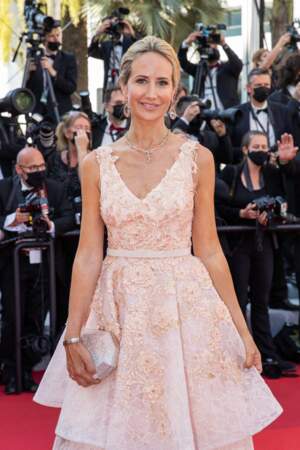 Lady Victoria Hervey a arboré une robe Christophe Guillarmé pour la montée des marches du film "Benedetta" lors du 74ème Festival International du Film de Cannes, le 9 juillet 2021