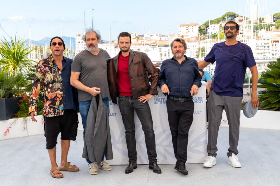 JoeyStarr, Gustave Kervern, Jules Benchetrit, Bruno Podalydes et Ramzy Bedia réunis au Festival de Cannes ce 10 juillet. 