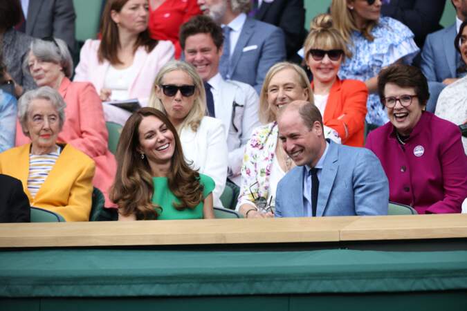 Les Cambridge sont apparus très souriant dans les gradins à Wimbledon, ce 10 juillet. 